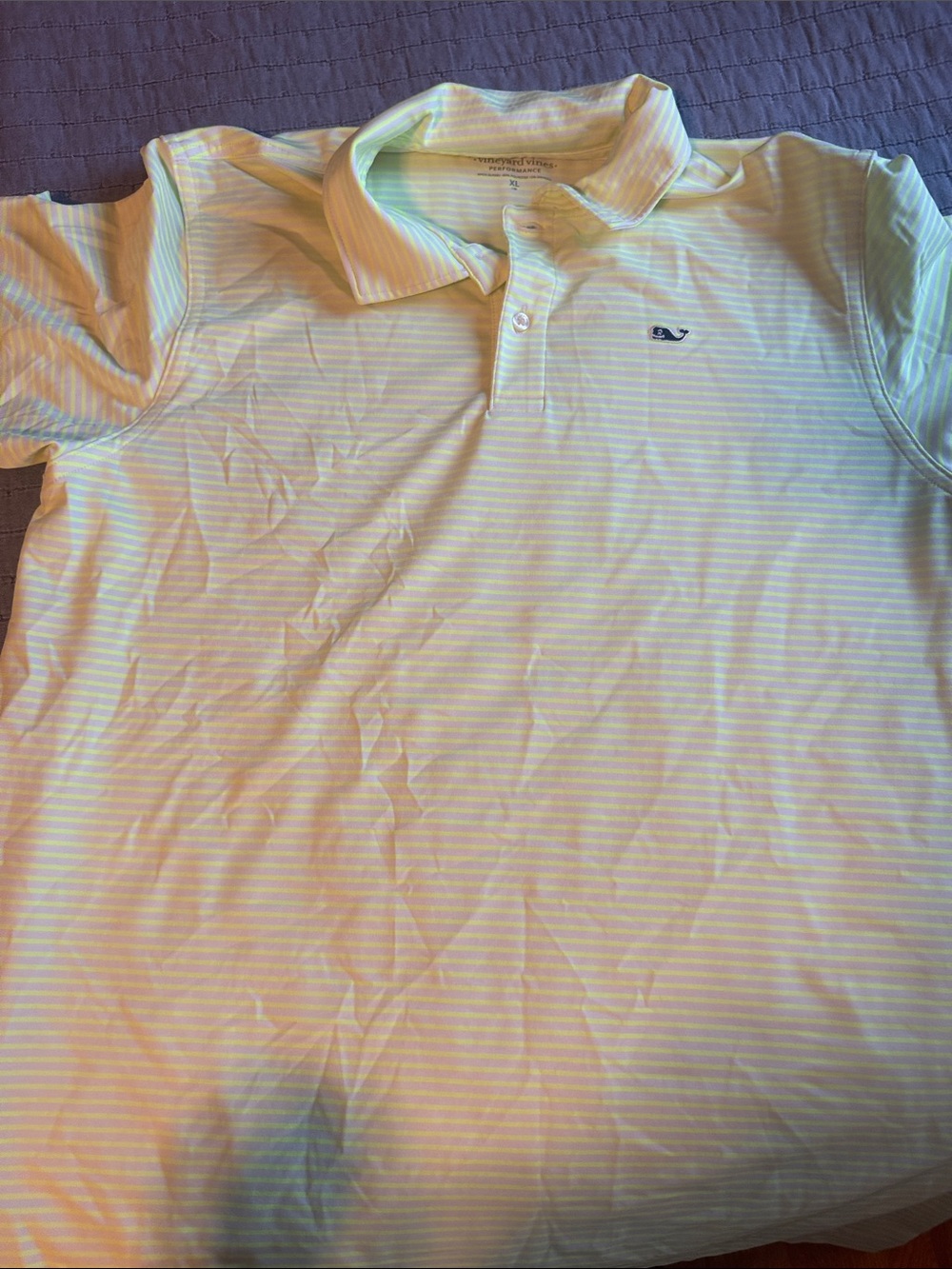 Boys XL Vineyard Vines  dry fit golf polo